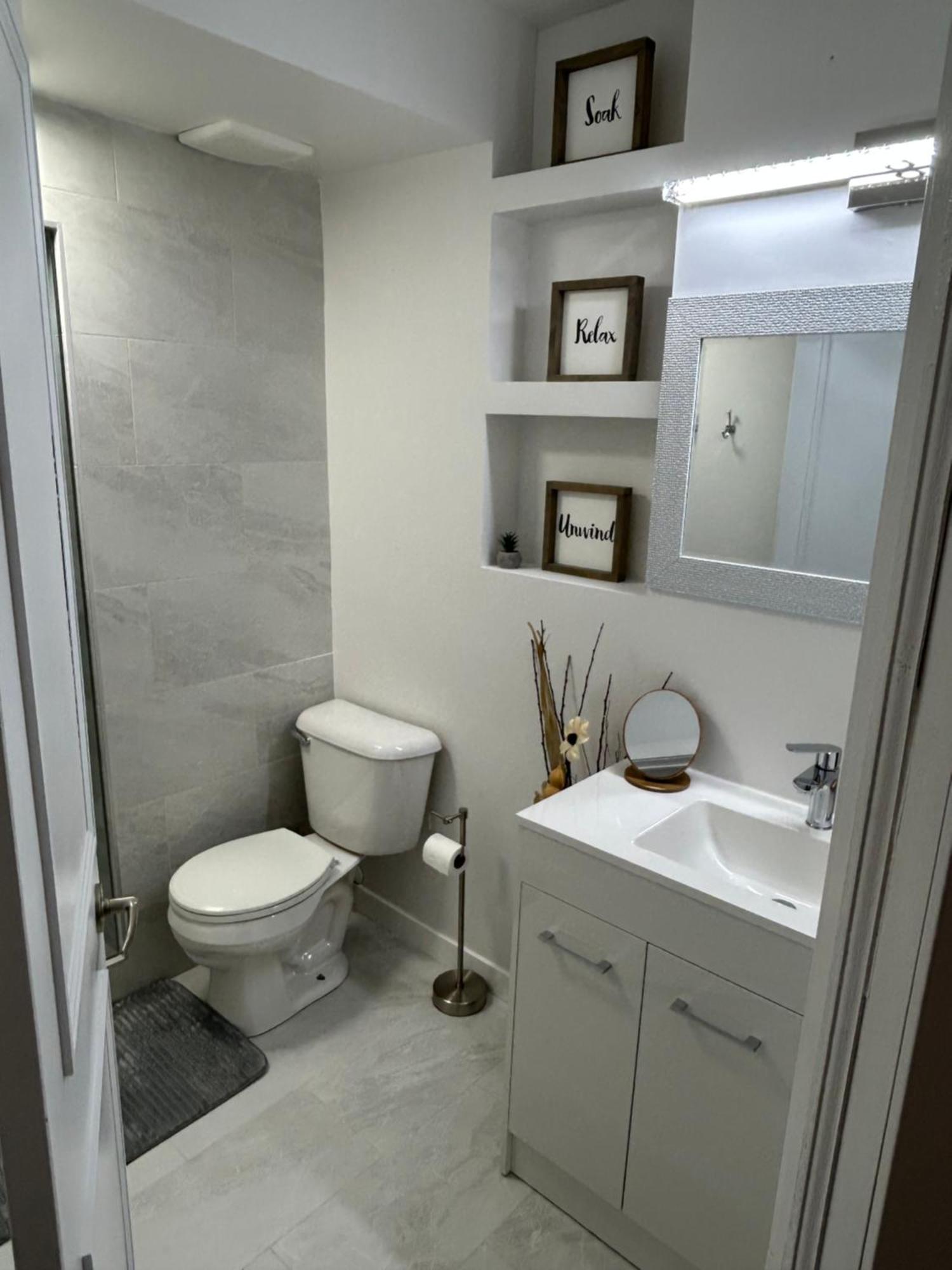 Chic Romantic3bed Patio Wifi Quiet Retreat Parking Holiday home *